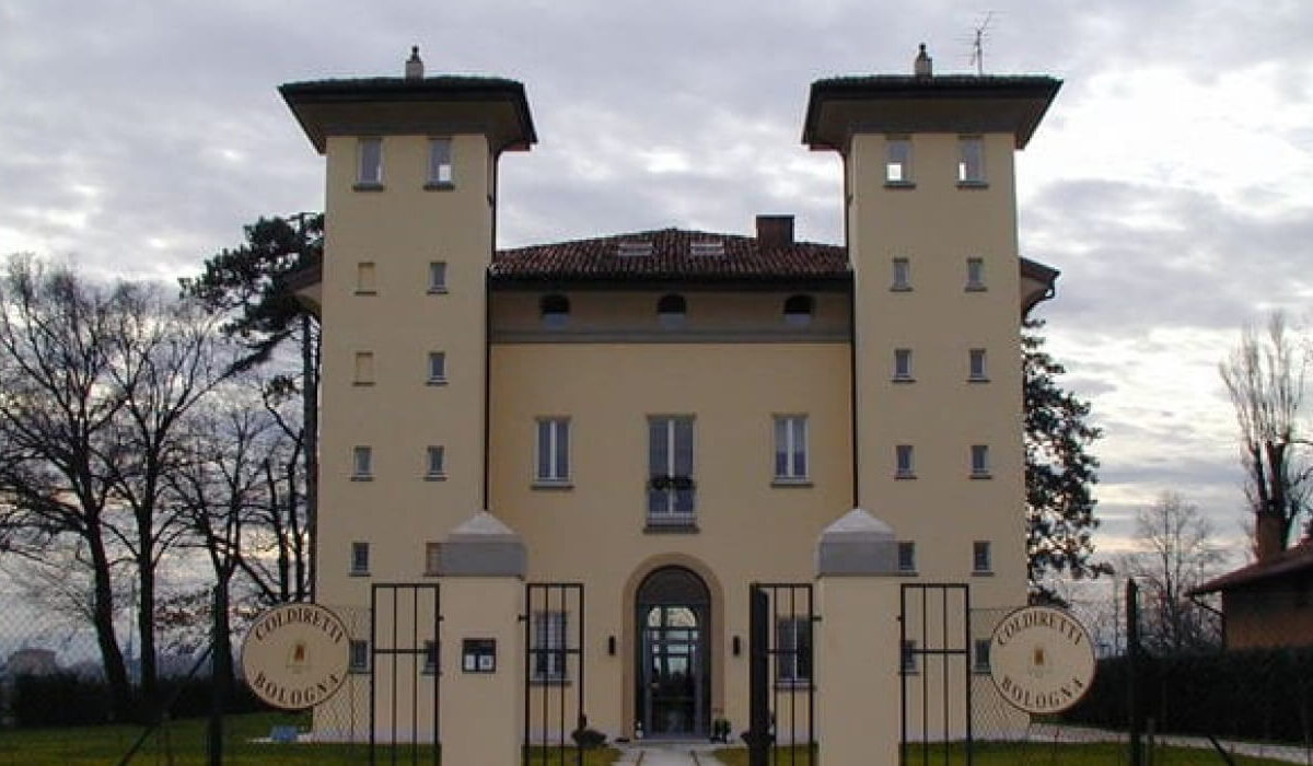privata-bologna-copertina-realizzazione